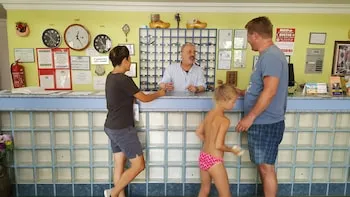 Golden Moon Apart Hotel