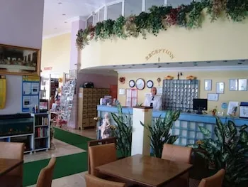 Golden Moon Apart Hotel