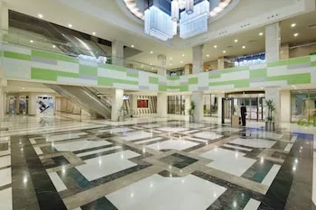 The Green Park Pendik