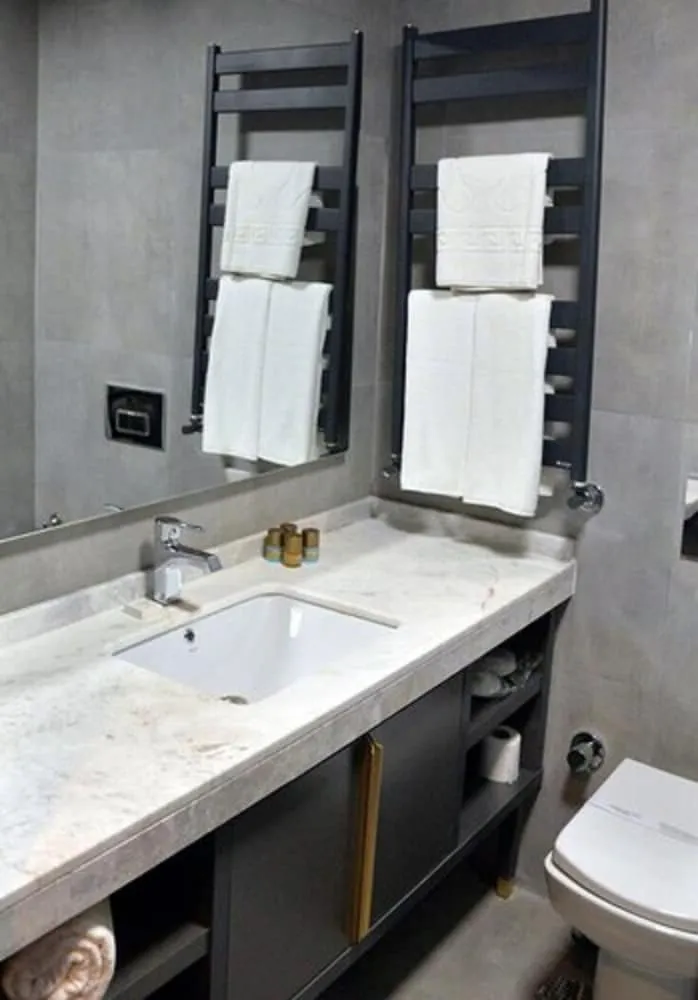 Standard Oda, Dağ Manzaralı