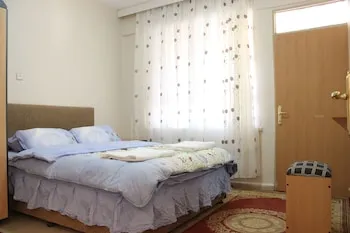 Karaali Kpalicalari ve Otel Tesisleri