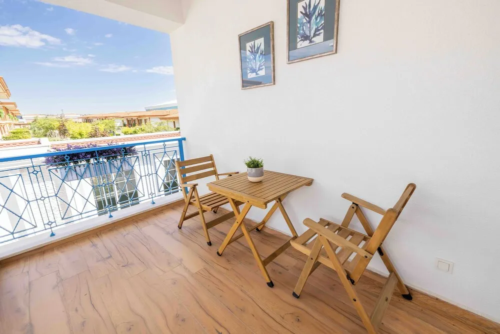 Executive Apart Daire, Bahçe Manzaralı