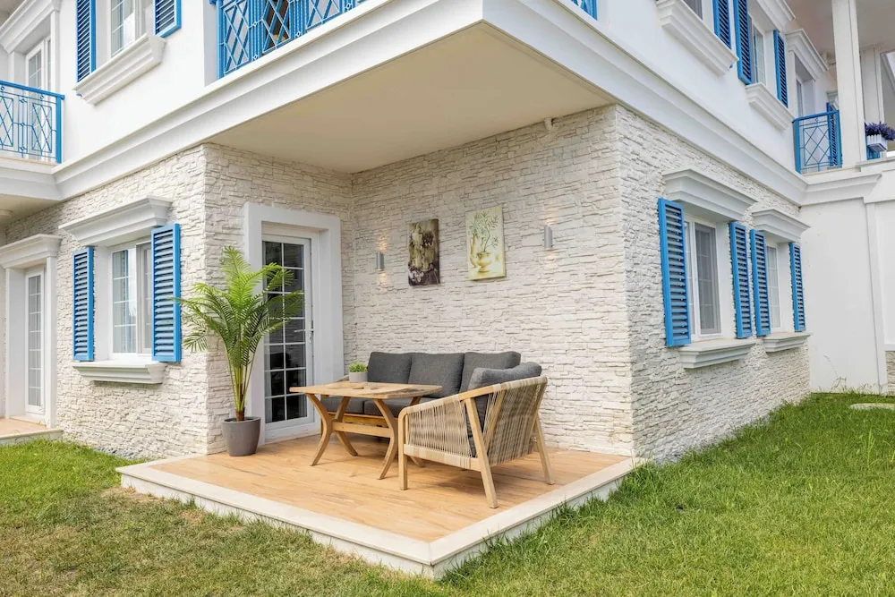Premium Apart Daire, Bahçe Manzaralı