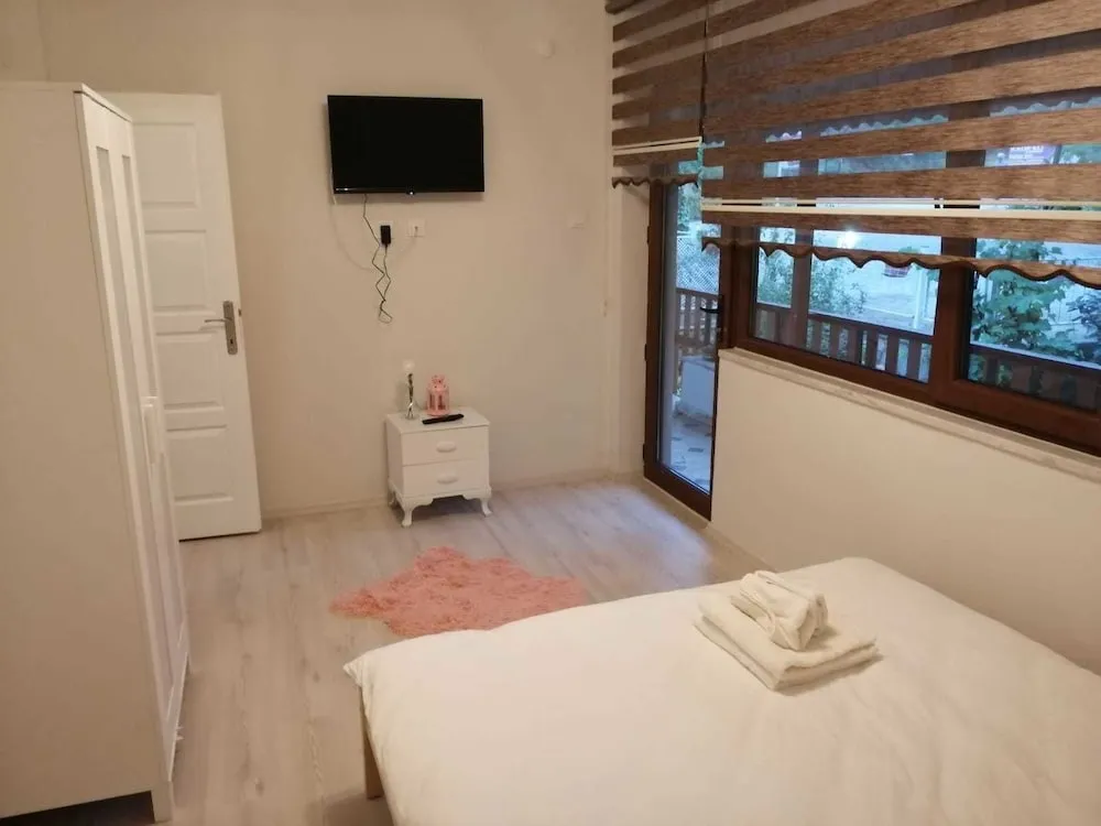 Standard Tek Büyük Yataklı Oda, Balkon