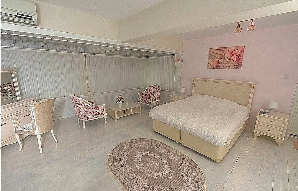 Comfort Süit, Şömine