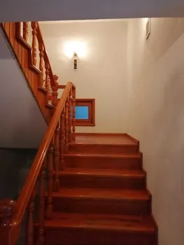 Beyaz Ev Butik Otel Masukiye