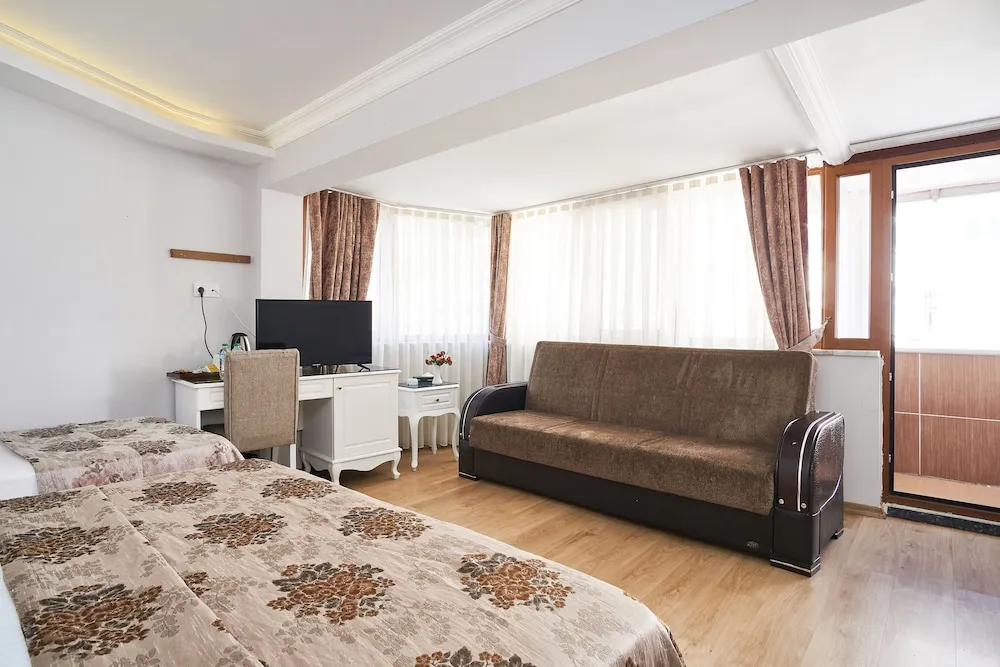 Family Oda, Şehir Manzaralı