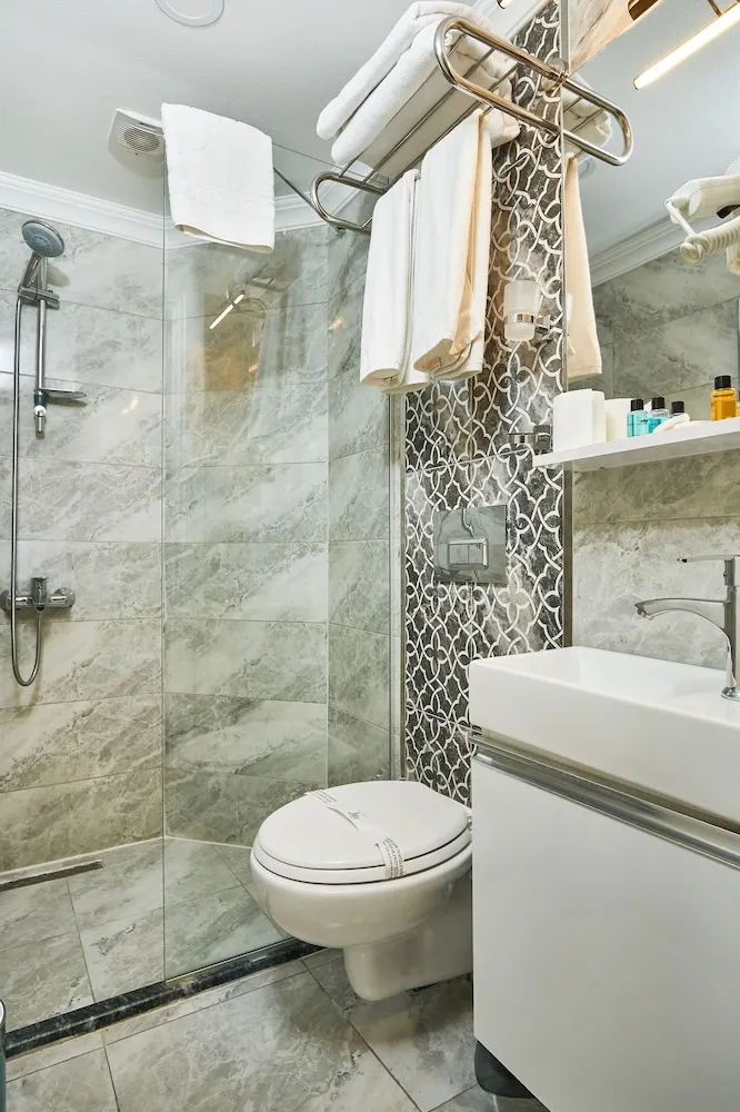 Standard Üç Kişilik Oda