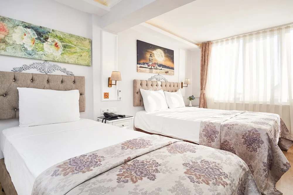 Standard Üç Kişilik Oda