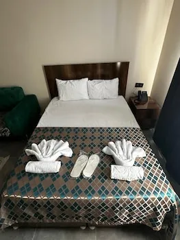 Ottoman Suite Hotel