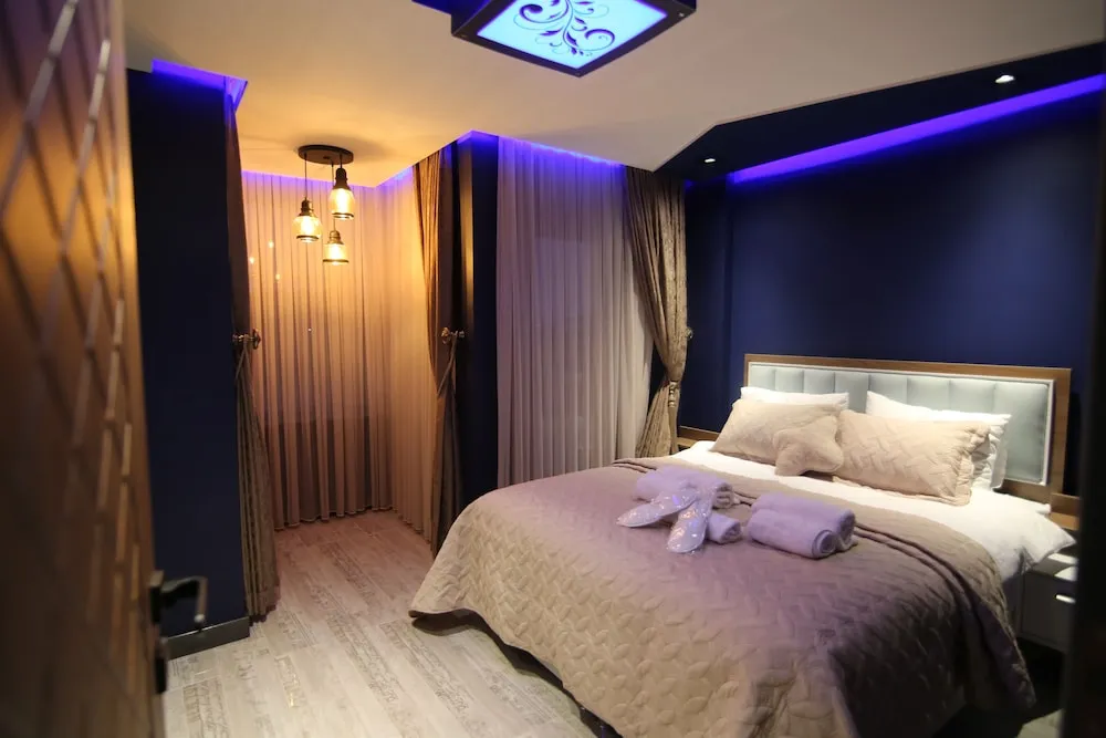 Royal Suite with Balcony
