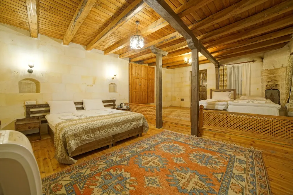 Deluxe Dört Kişilik Oda, Sıcak Su Küveti (Wooden)