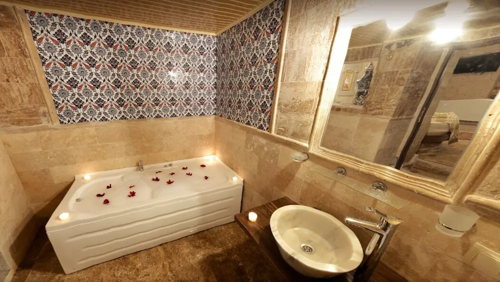 Deluxe Oda, Sıcak Su Küveti (Rock)