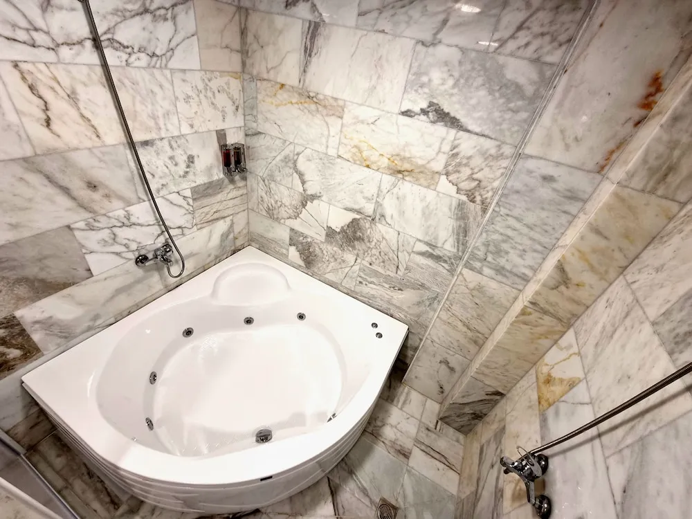 Deluxe Queen Room Annex Building