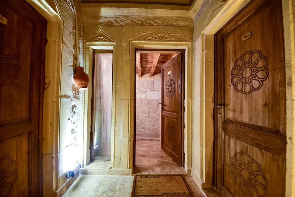 Senior Süit, Sıcak Su Küveti