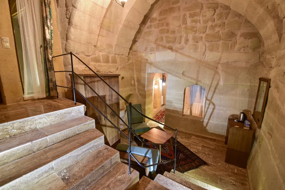 Senior Süit, Sıcak Su Küveti