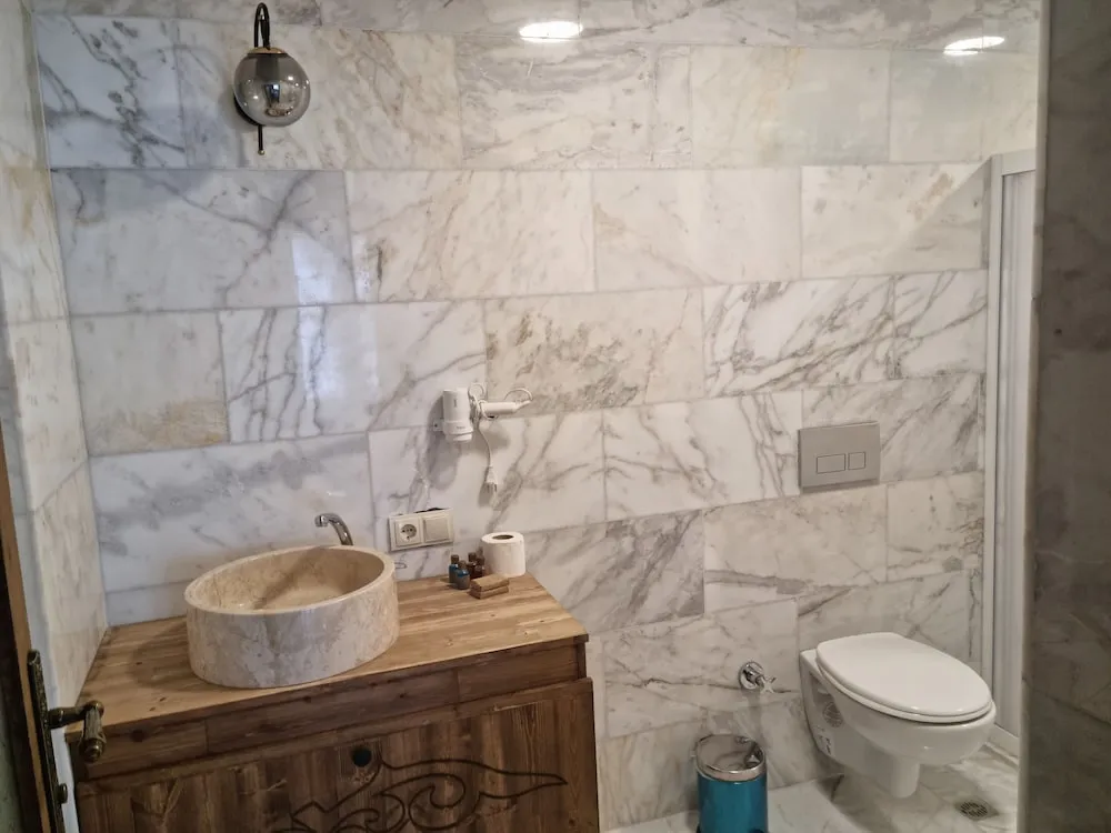 Deluxe King Room Annex Building