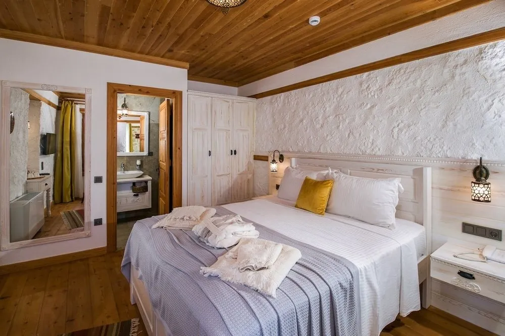 Comfort Oda, Liman Manzaralı (Lavander)