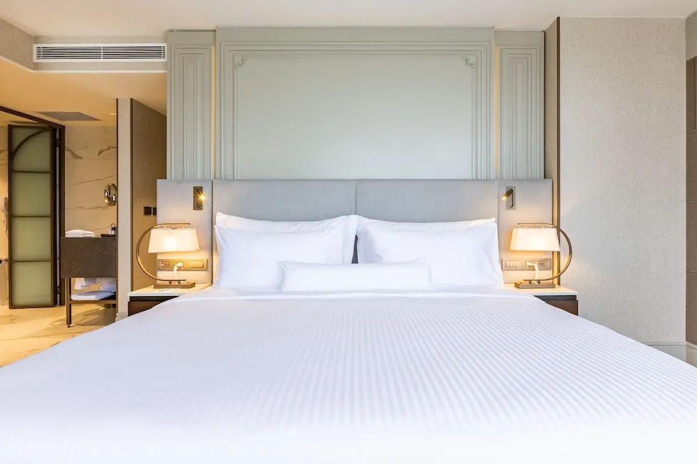 Junior Suite Room