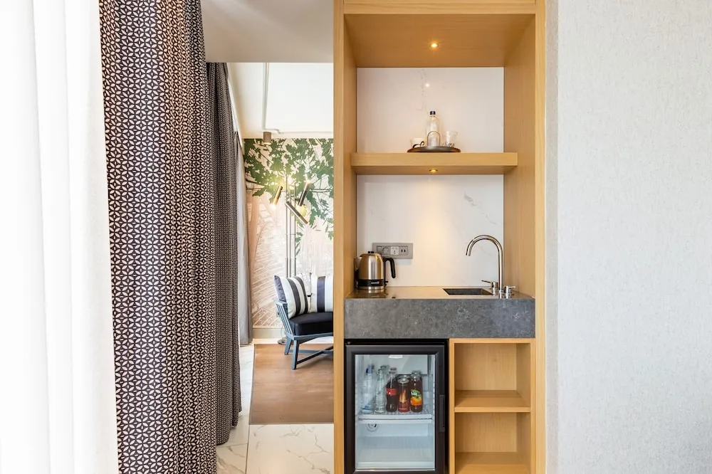 Junior Suite Room