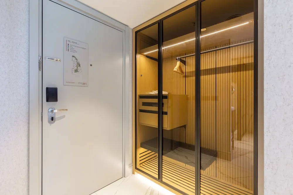 Junior Suite Room