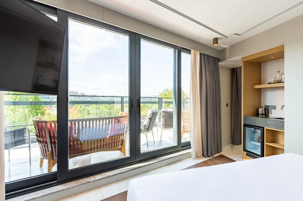 Junior Suite Room