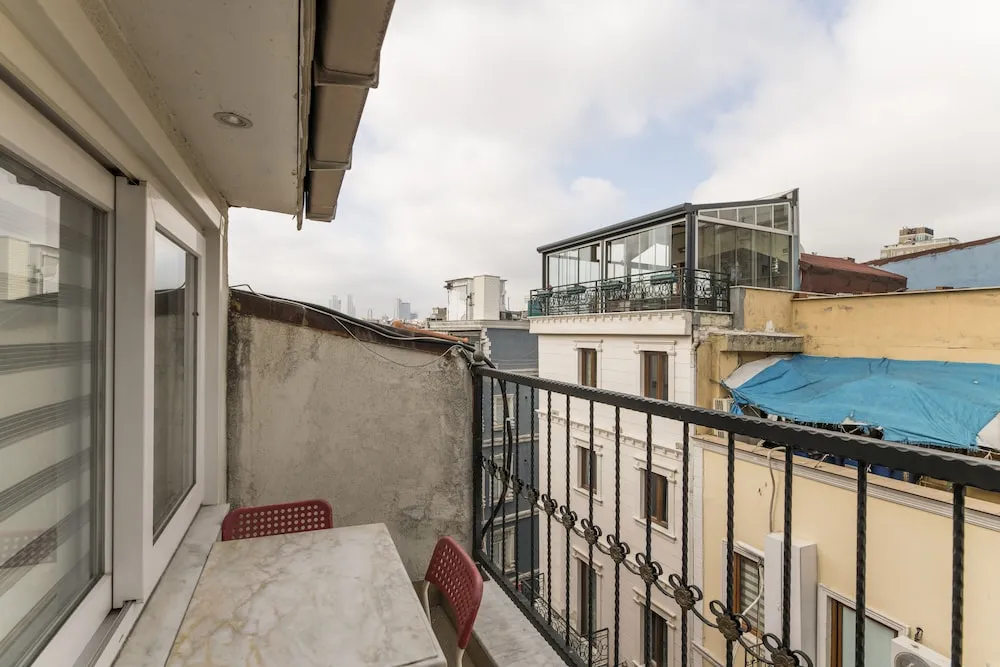 Superior Stüdyo, Şehir Manzaralı