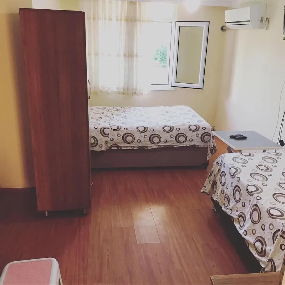 Standard Tek Büyük veya İki Ayrı Yataklı Oda