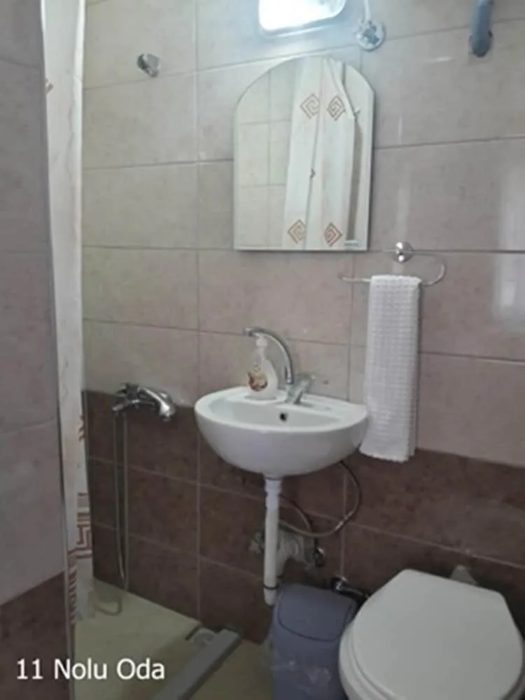 3 Kisilik Orman Manzarali Oda