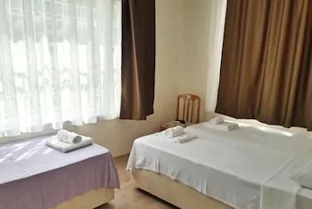 Çamlaraltı Pansiyon