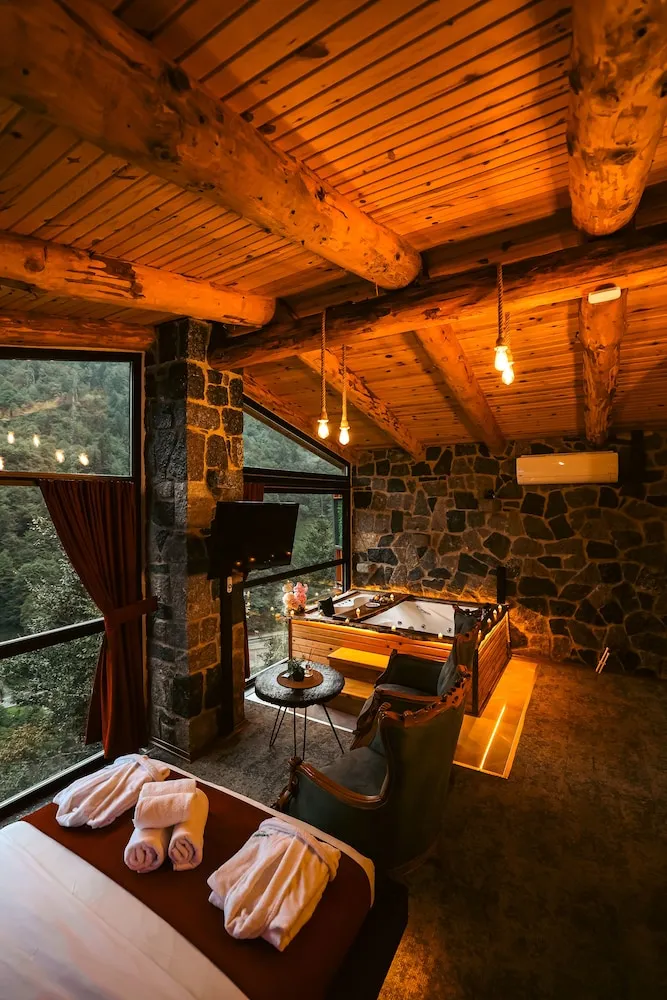 STONE HOUSE