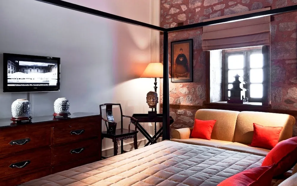 Two Bedroom Mandarin Suite