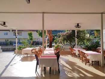 Rayana Hotel