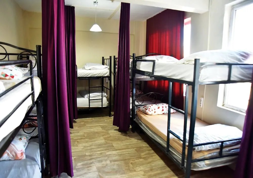 Basic Shared Dormitory, Mixed Dorm