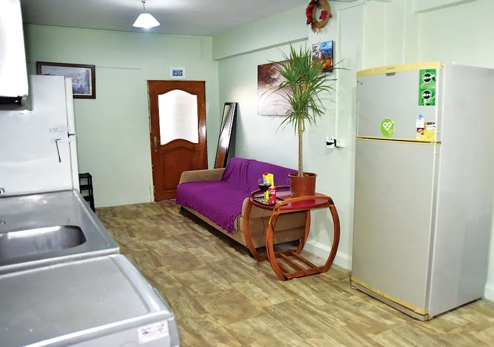Basic Shared Dormitory, Mixed Dorm