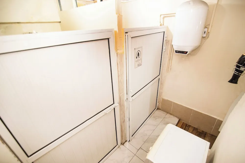 Basic Shared Dormitory, Mixed Dorm