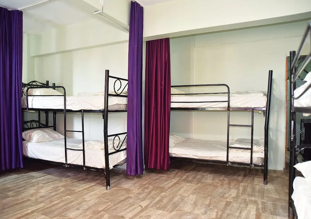 Basic Shared Dormitory, Mixed Dorm