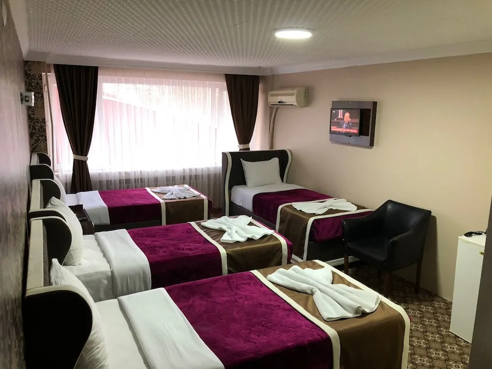 Comfort Dört Kişilik Oda