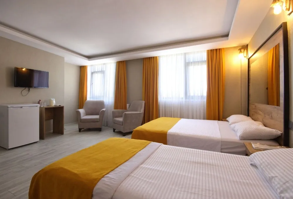 Design Üç Kişilik Oda