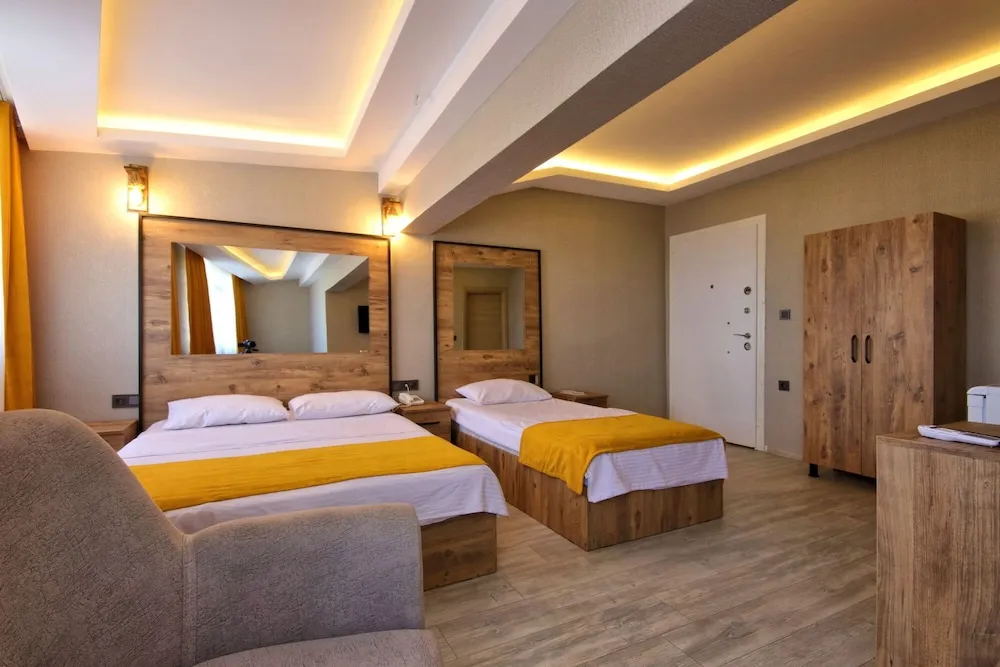 Design Üç Kişilik Oda