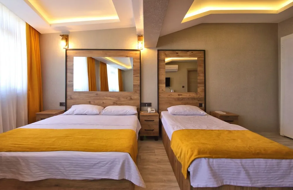 Design Üç Kişilik Oda
