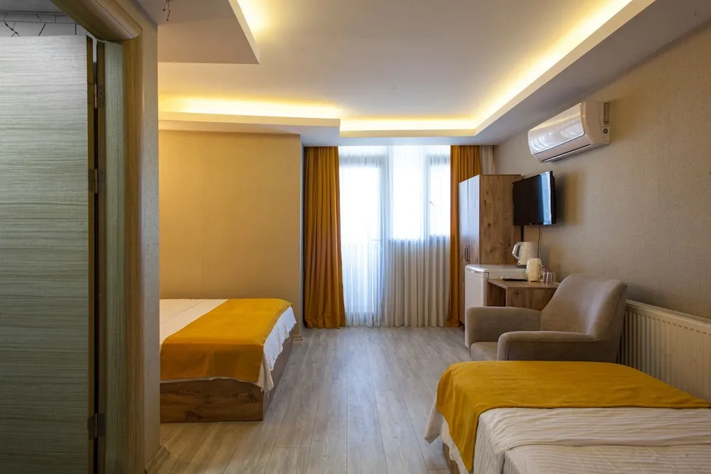 Design Üç Kişilik Oda