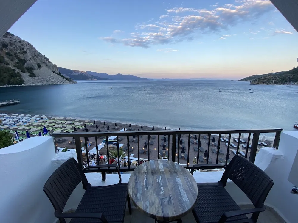 Panoramic Tek Büyük veya İki Ayrı Yataklı Oda, Deniz Manzaralı, Denize Sıfır