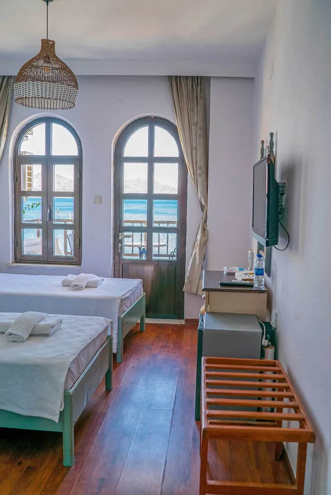 Panoramic Tek Büyük veya İki Ayrı Yataklı Oda, Deniz Manzaralı, Denize Sıfır