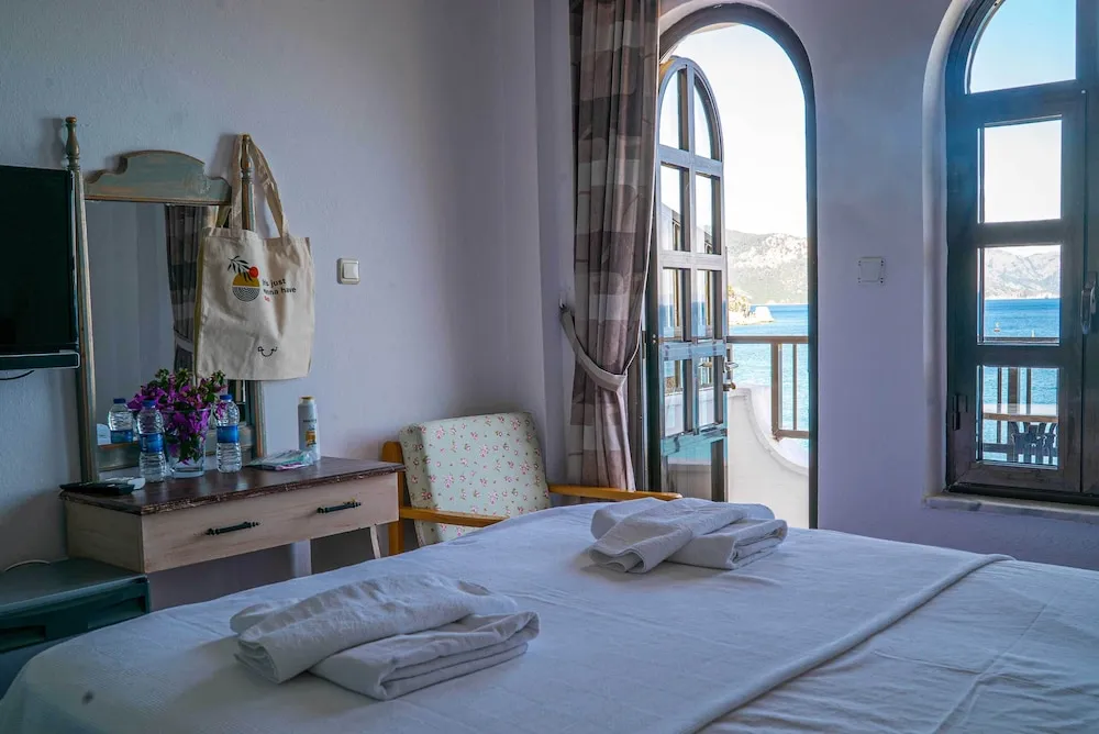 Panoramic Tek Büyük veya İki Ayrı Yataklı Oda, Deniz Manzaralı, Denize Sıfır