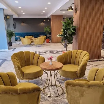 Cashmere Hotel