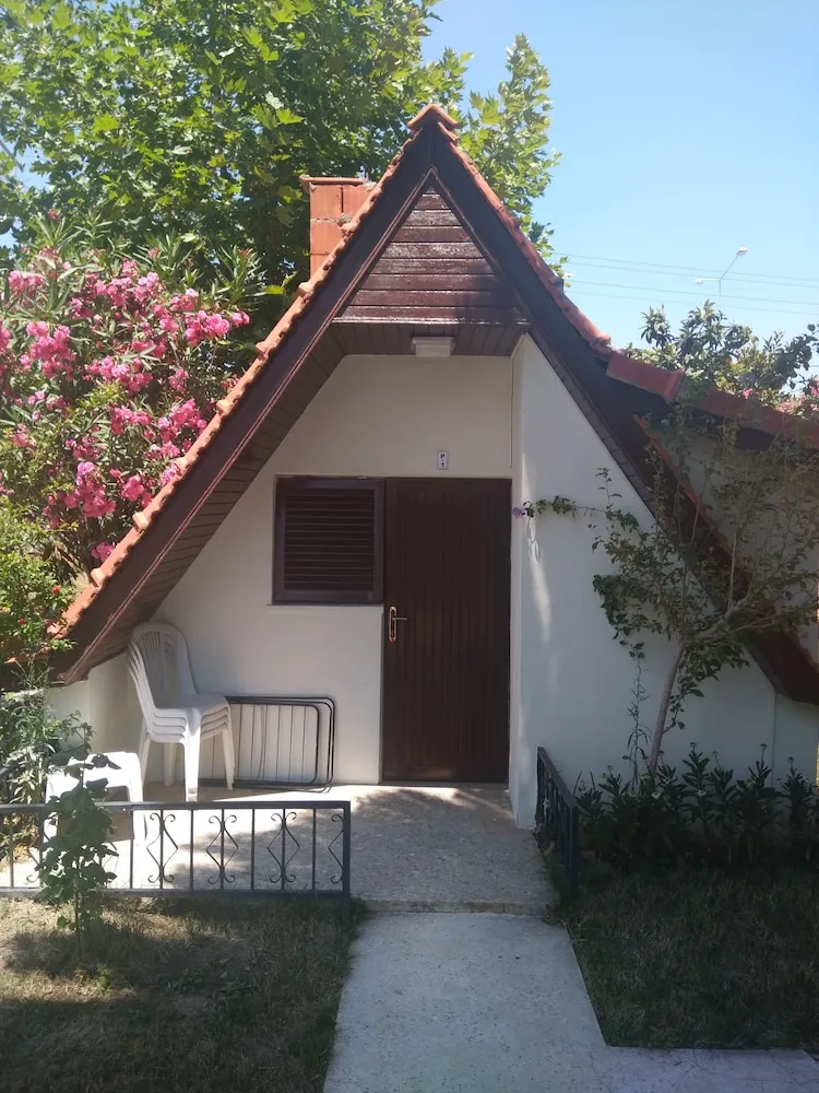 Basic Bungalov