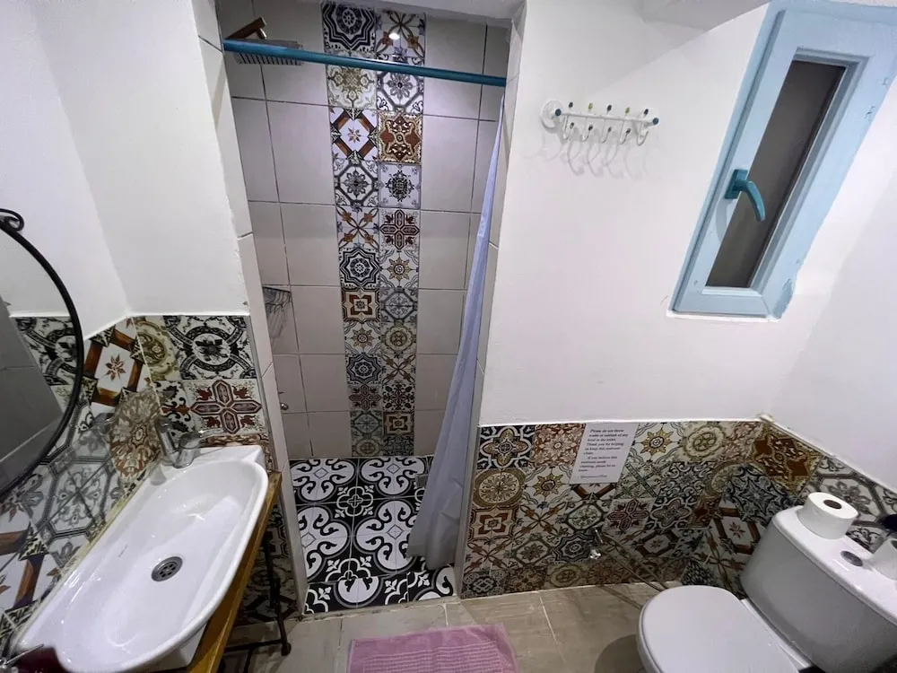 Family Apartment No 3 (150 Meters Away)