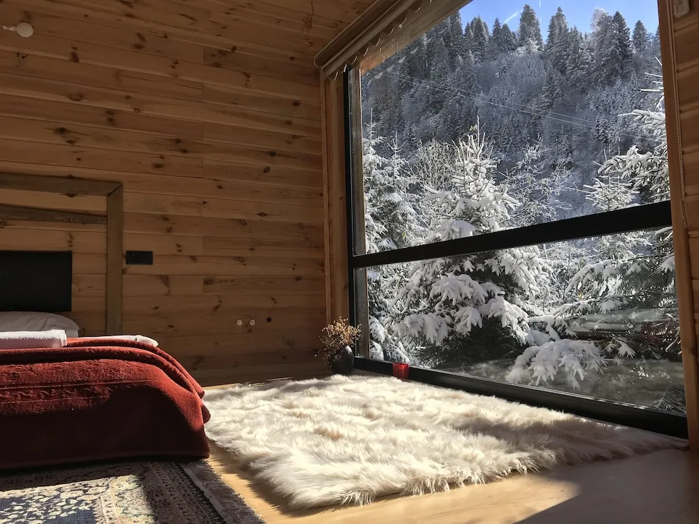 Honeymoon Oda, Dağ Manzaralı