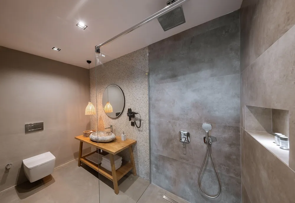 Comfort Tek Büyük Yataklı Oda
